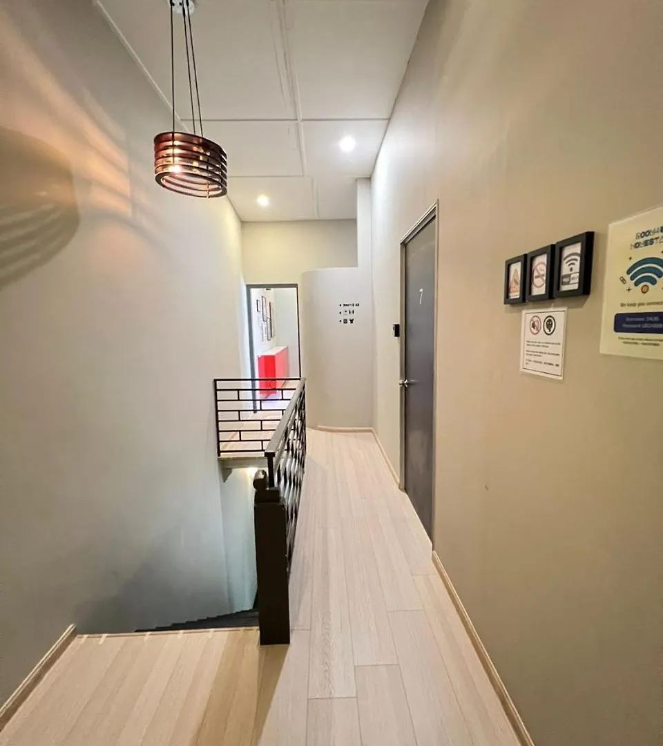 Myroom Georgetown, Off Jalan Burma, Gurney Drive George Town