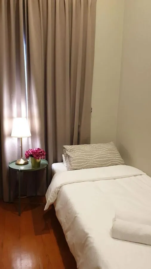 Myroom Georgetown, Off Jalan Burma, Gurney Drive