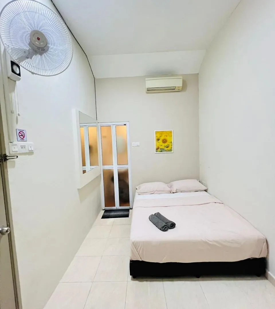 Myroom Georgetown, Off Jalan Burma, Gurney Drive Malaysia